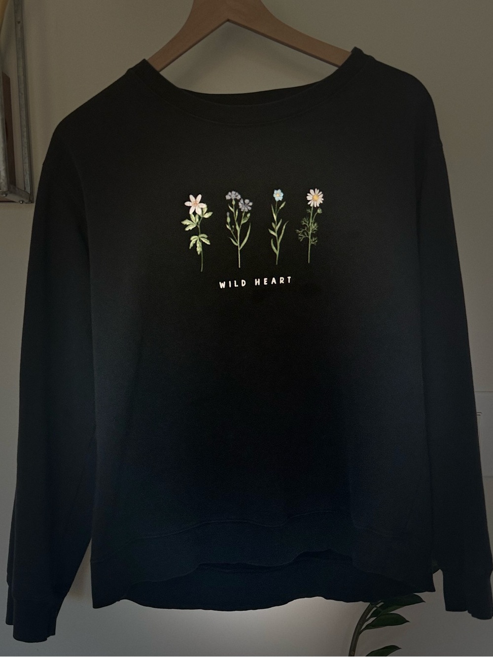 Full Tilt Black Floral Graphic Crewneck Sweatshirt